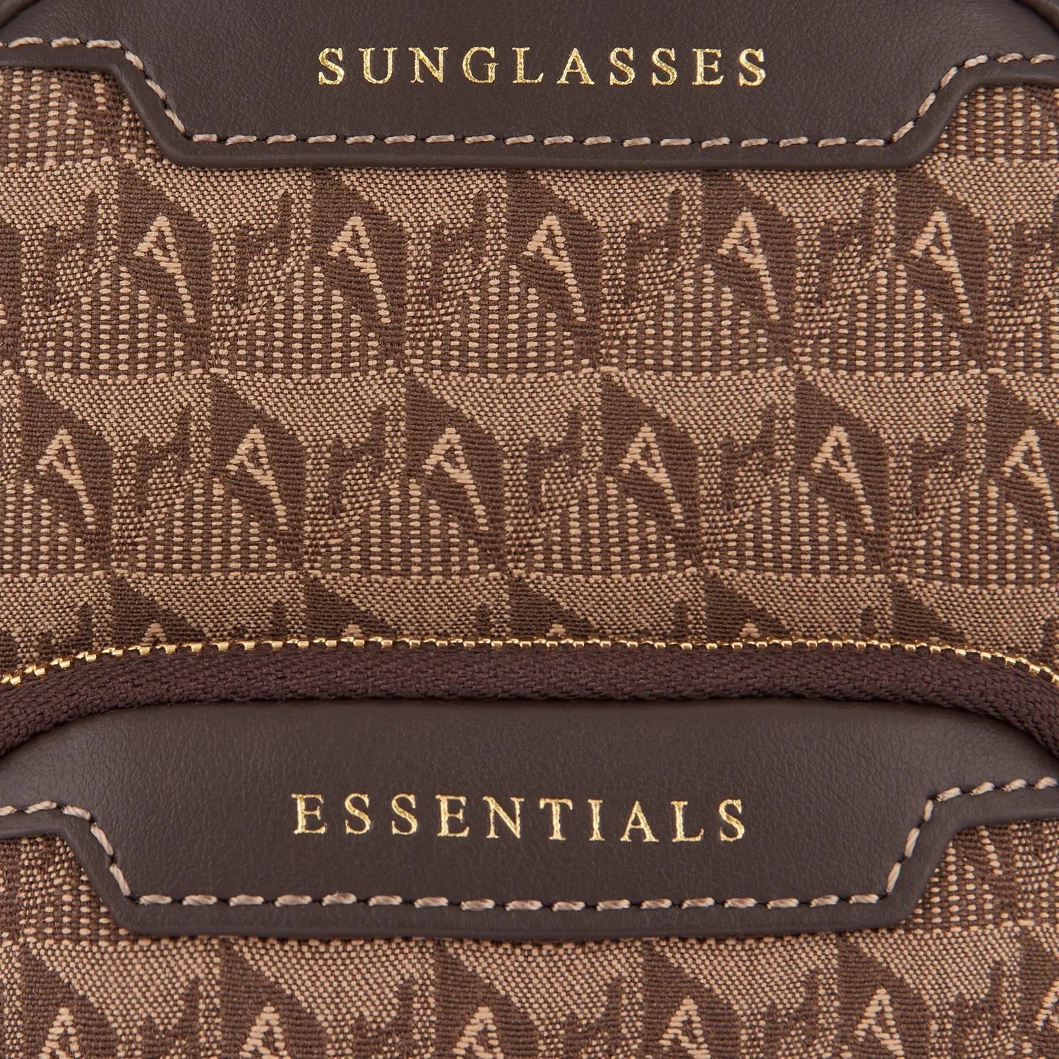 Jacquard Essentials Cross-body